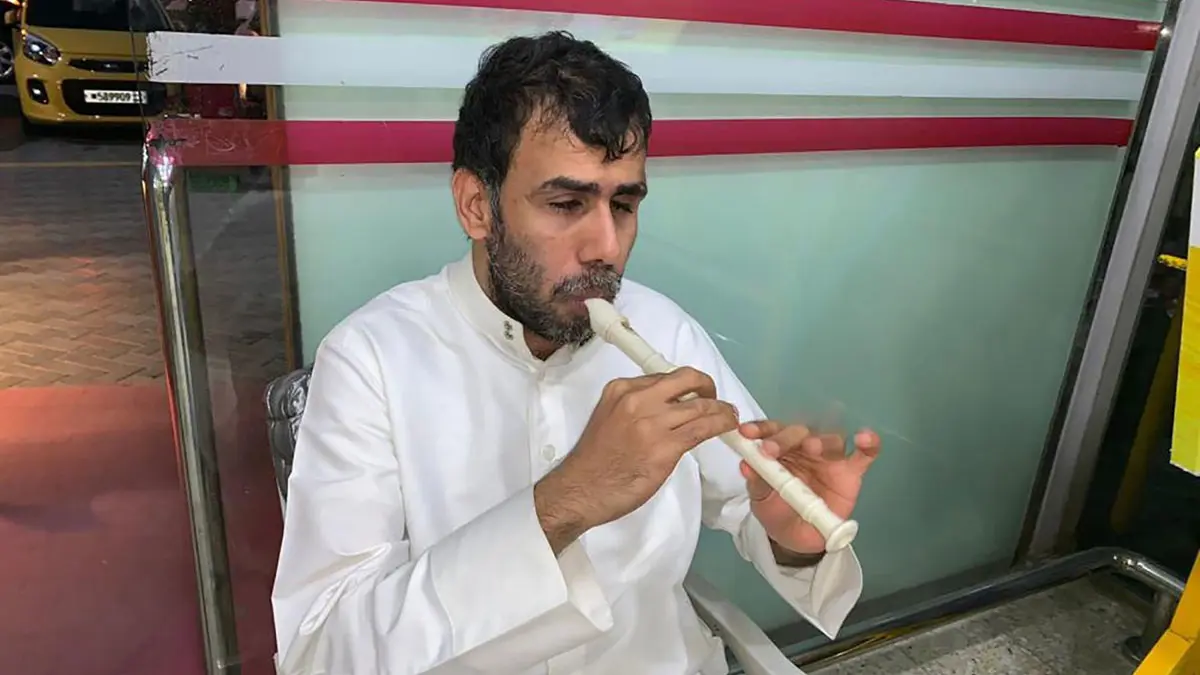 بحرينيون ينعون "عازف الناي الكفيف" علي عبدالرضا بعبارات مؤثرة