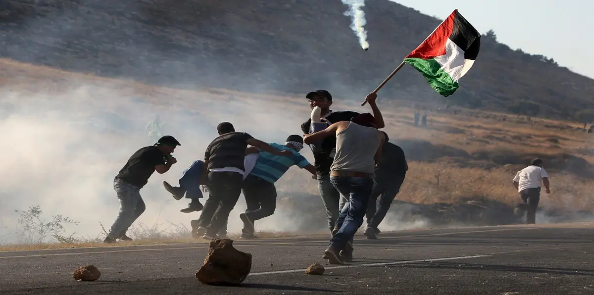 استشهاد 4 فلسطينيين وإصابة 445 برصاص الجيش الإسرائيلي قرب حدود غزة
