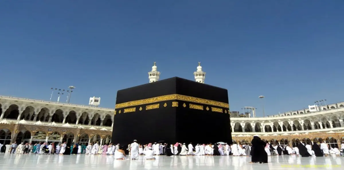 السعودية: رئاسة الحرمين ترفع ثوب الكعبة المشرفة بمقدار 3 أمتار