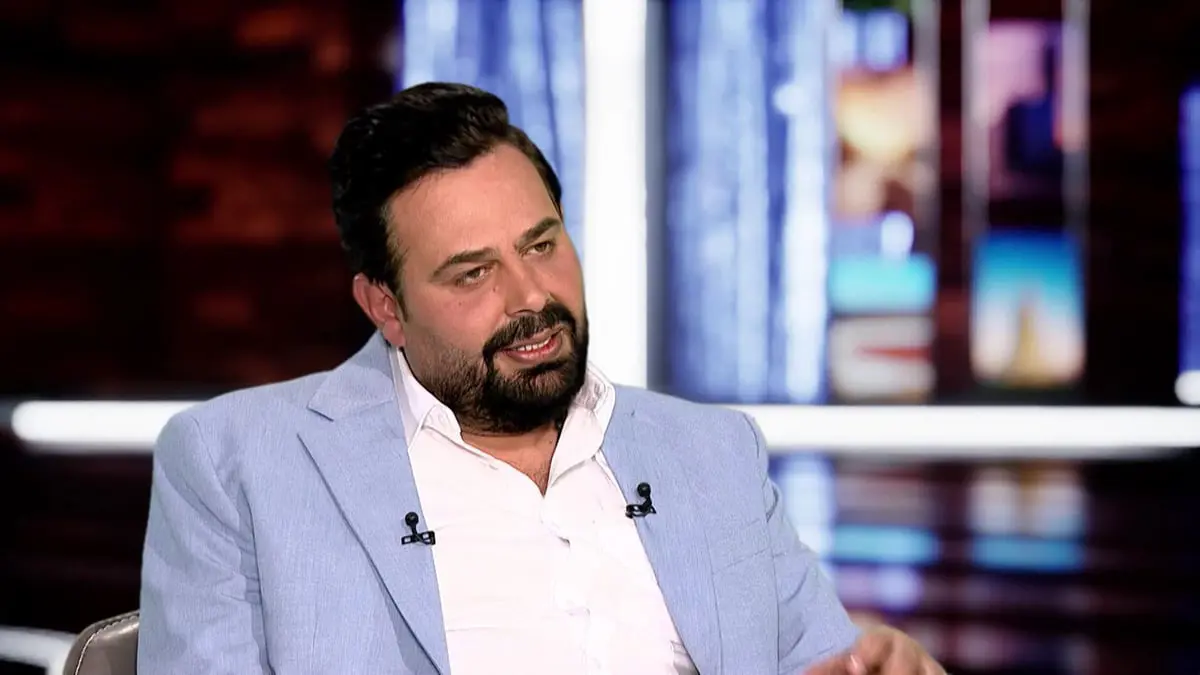 عماد فراجين: عملت ببيع الصحف وكنت "كومبارس"