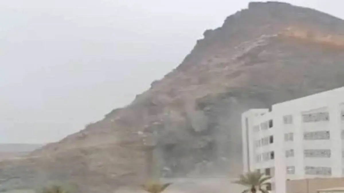 إعصار شاهين.. مصرع شخصين في عمان نتيجة انهيار جبلي فوق سكن للعمال