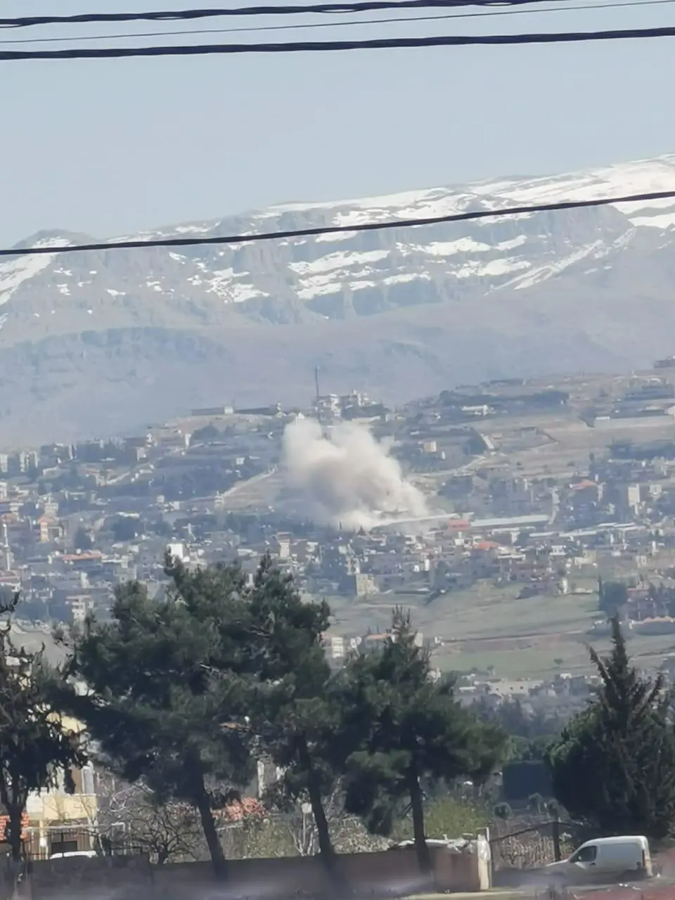 لليوم الثاني.. طائرات إسرائيلية تقصف سهل البقاع في لبنان