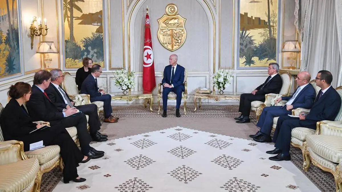 حضور السفير التونسي بإيران لقاء سعيّد مع وزير الخارجية الألماني يثير الجدل