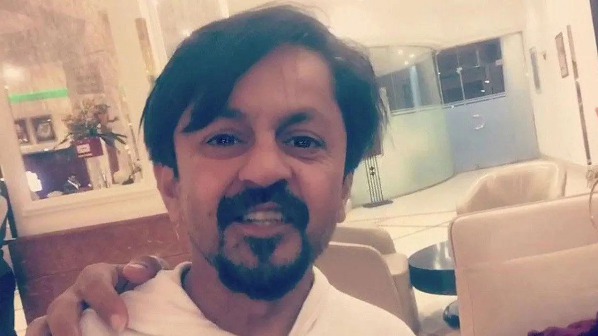 الفنان الباكستاني فرحان العلي يعترف بالفيديو "الخادش للحياء"
