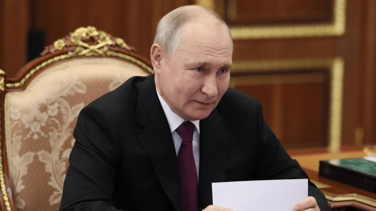 بوتين: الطلب على القذائف الروسية مثل الطلب على "الكعك الساخن"