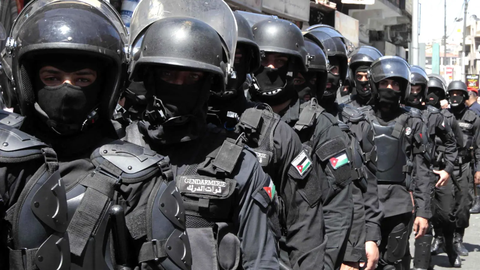 تشمل الحظر ومصادرة الممتلكات.. إجراءات وشيكة بشأن "إخوان" الأردن