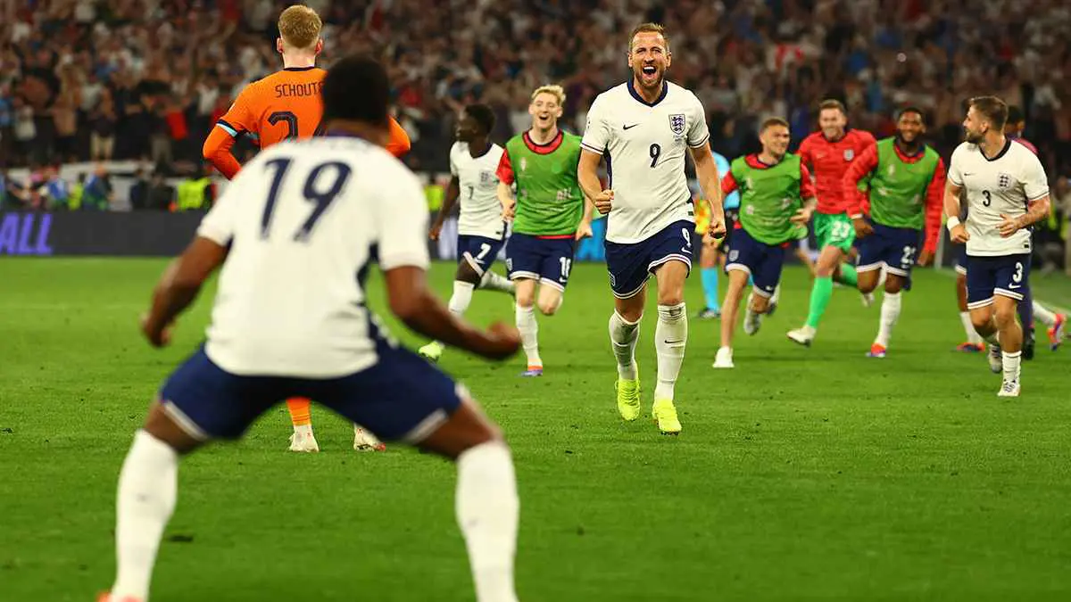 موعد مباراة إنجلترا وإسبانيا في نهائي كأس أوروبا