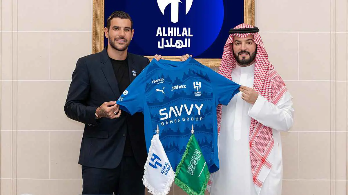 رسميًا.. الهلال السعودي يضم ثيو هرنانديز