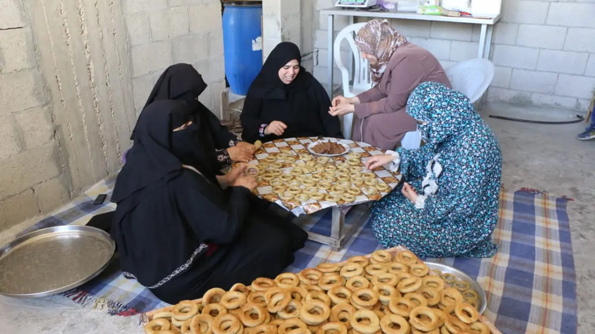 "كعك العيد".. تقليد فلسطيني يتحدى الظروف الاقتصادية (صور)