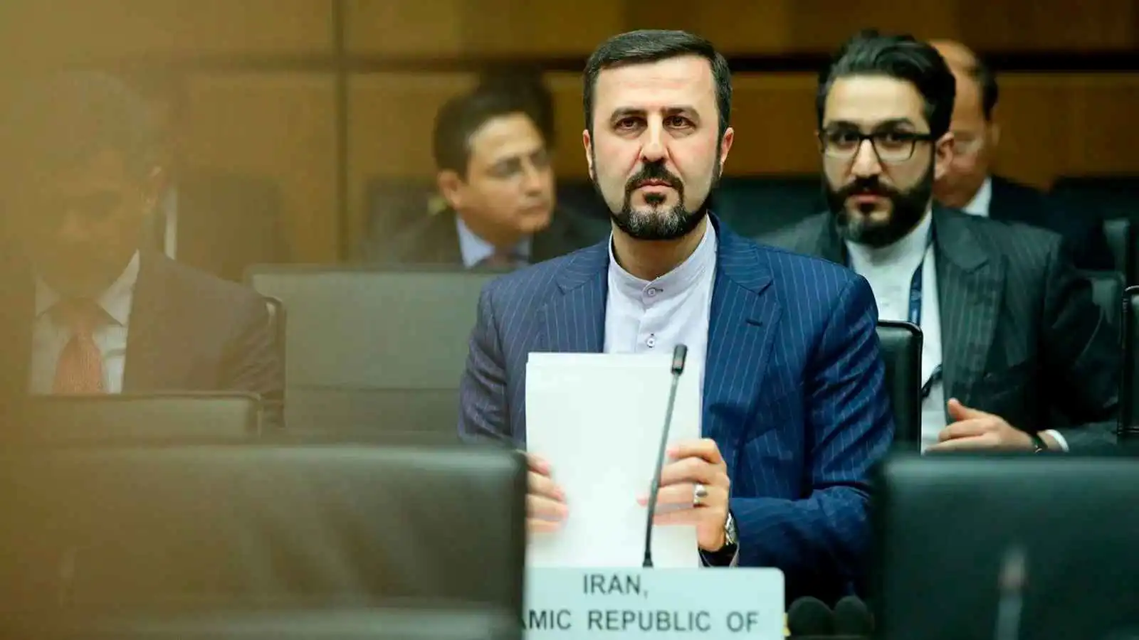إيران تكشف عن تنسيق كامل مع الصين وروسيا لمواجهة أي عقوبات أوروبية