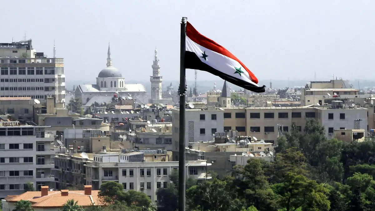 الإعلام السوري ينفي تعرض مطار دمشق لعدوان بعد إشارته للتصدي لـ"أهداف جوية"