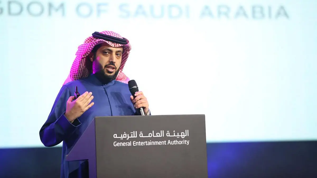 هل قرر تركي آل الشيخ تجميد النشاط الرياضي في بيراميدز؟ (فيديو وصورة)