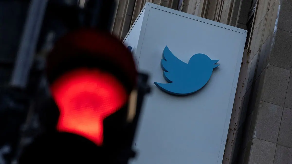 ما سبب تهديد فرنسا بحجب تويتر في أوروبا؟