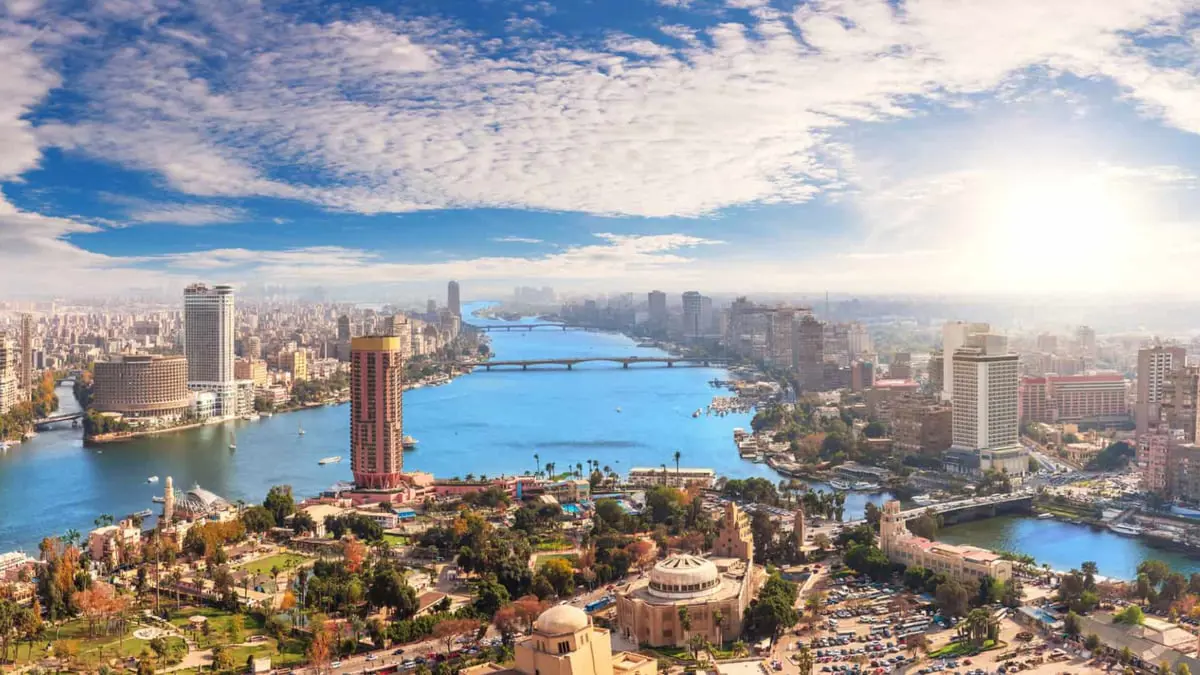 القاهرة.. متحف من المآذن والأضرحة وأرشيف حي يختصر الزمان (فيديو إرم)