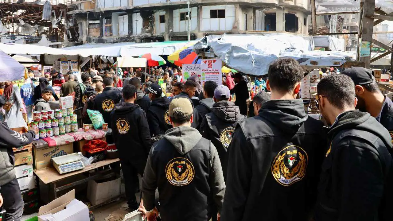 خطف وقتل شرطي من داخلية حماس في دير البلح وسط قطاع غزة (فيديو)