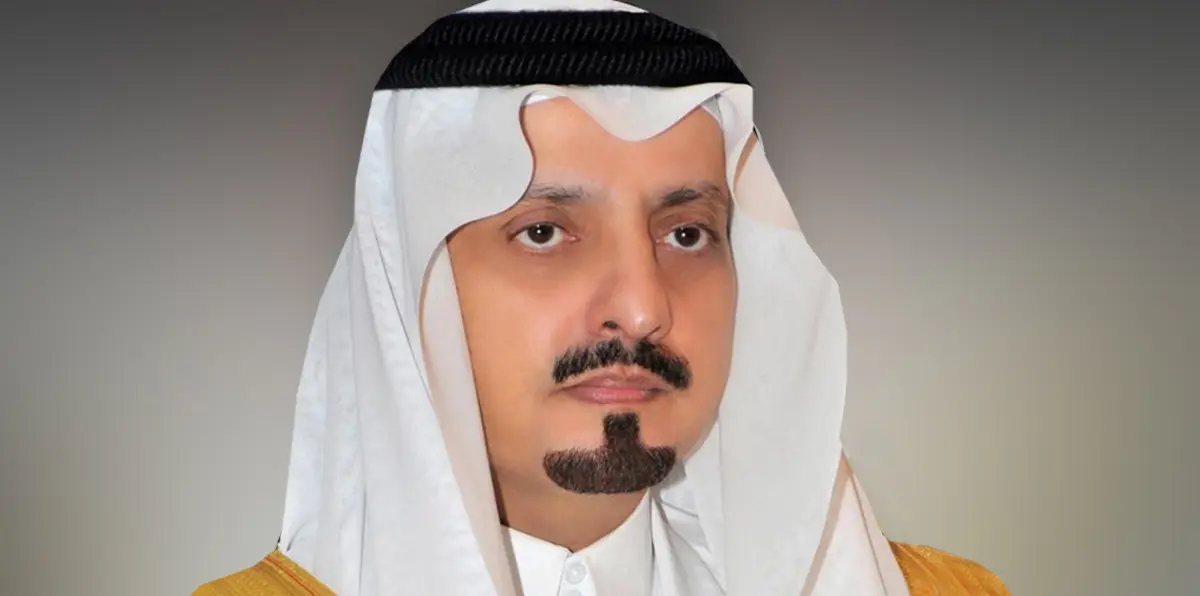 ظهور الأمير أحمد بن عبدالعزيز في عزاء الأمير منصور بن مقرن يفند مزاعم مغادرته المملكة (صور وفيديو)