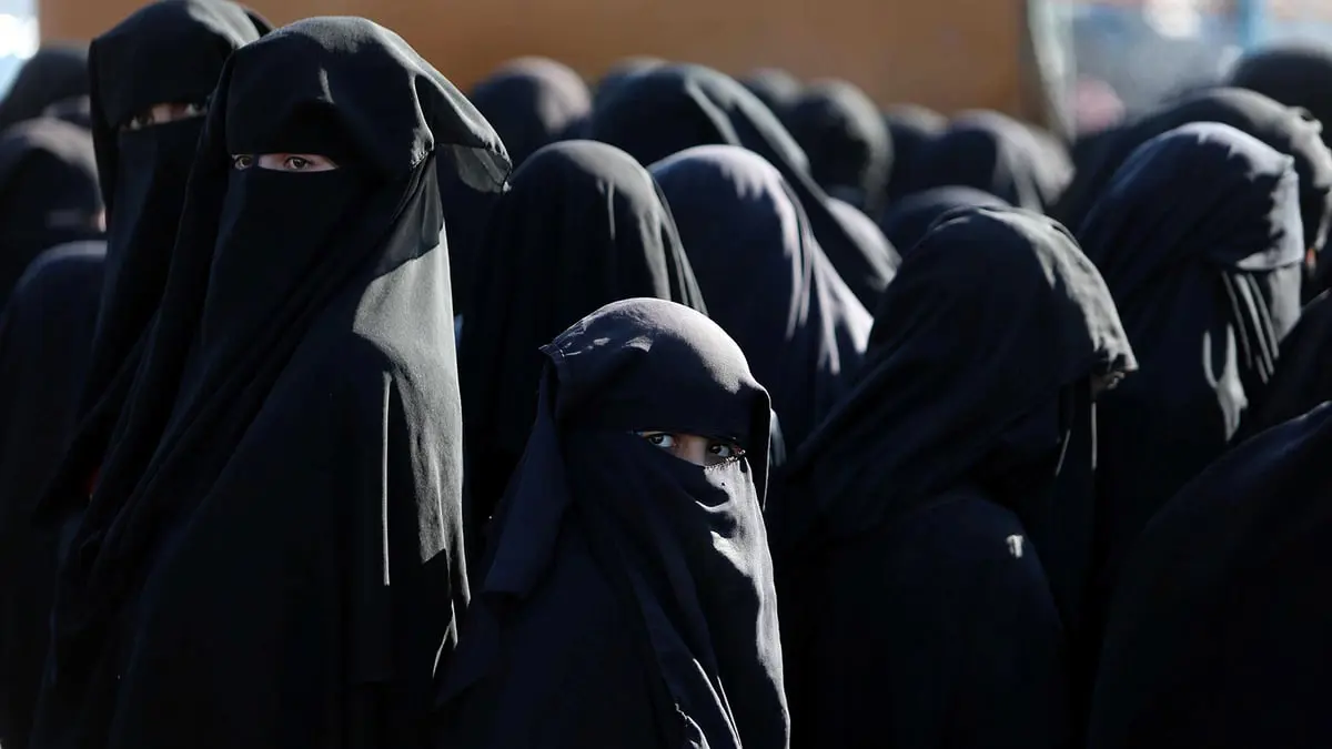  فرنسا تعيد 40 طفلا و15 امرأة من سوريا