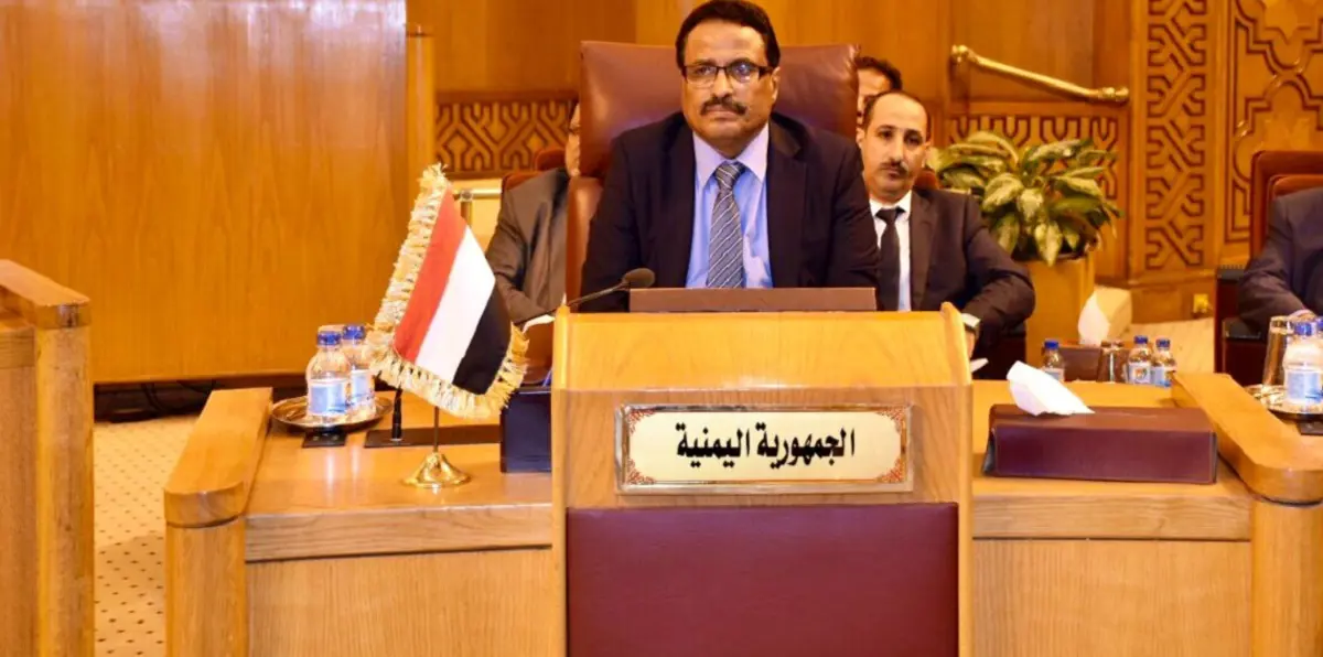 للمرة الثانية.. وزير النقل اليمني يصدر قراراً وتلغيه السلطات العُليا