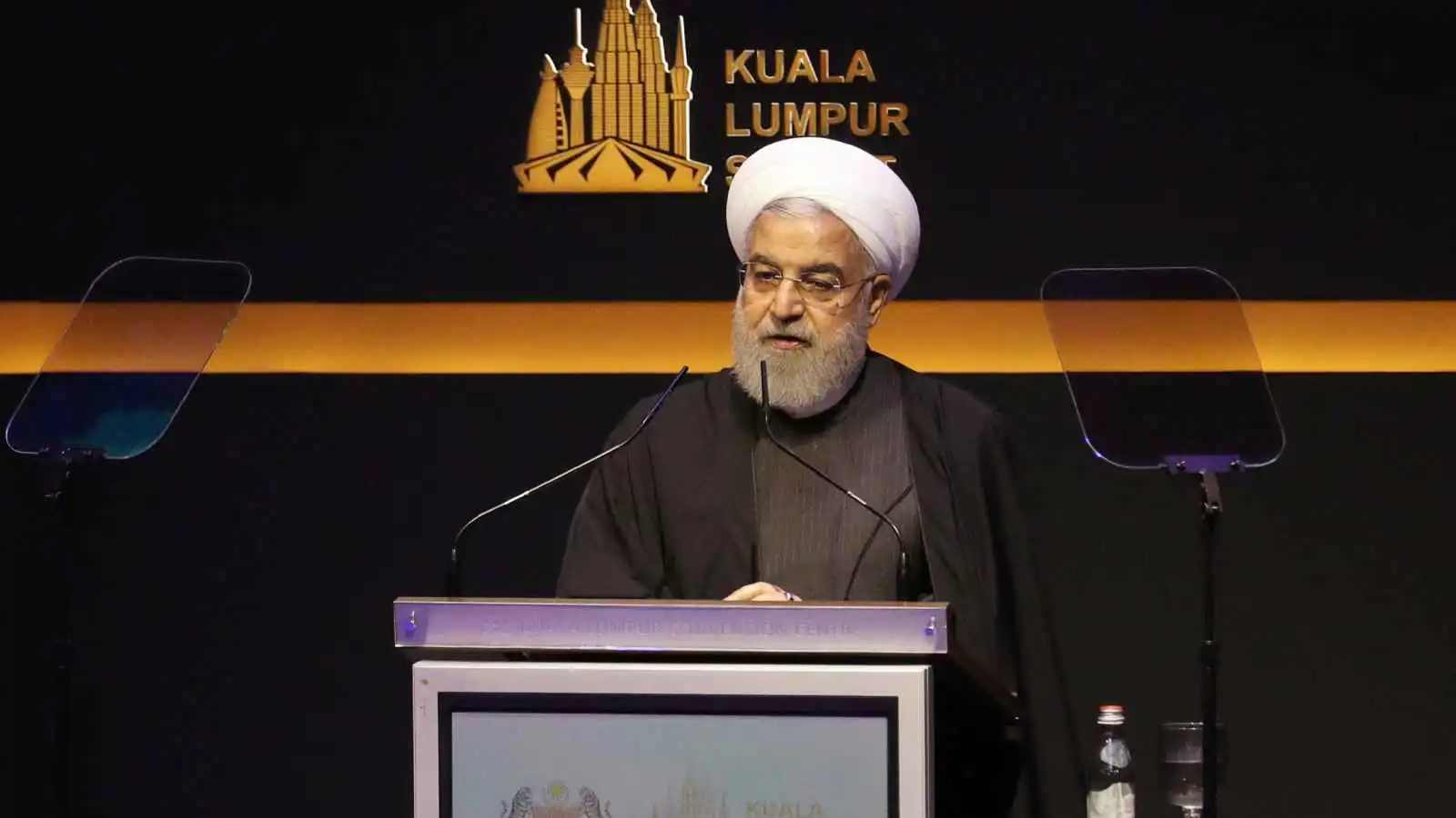 رئيس إيراني سابق يدعو إلى خفض التوتر مع الولايات المتحدة