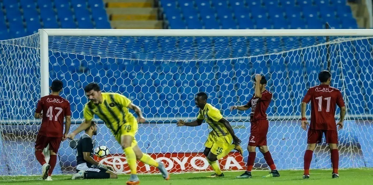 التعاون يقتنص فوزًا ثمينًا من الفيصلي ويرتقي للمركز الثامن في ترتيب الدوري السعودي (فيديو)