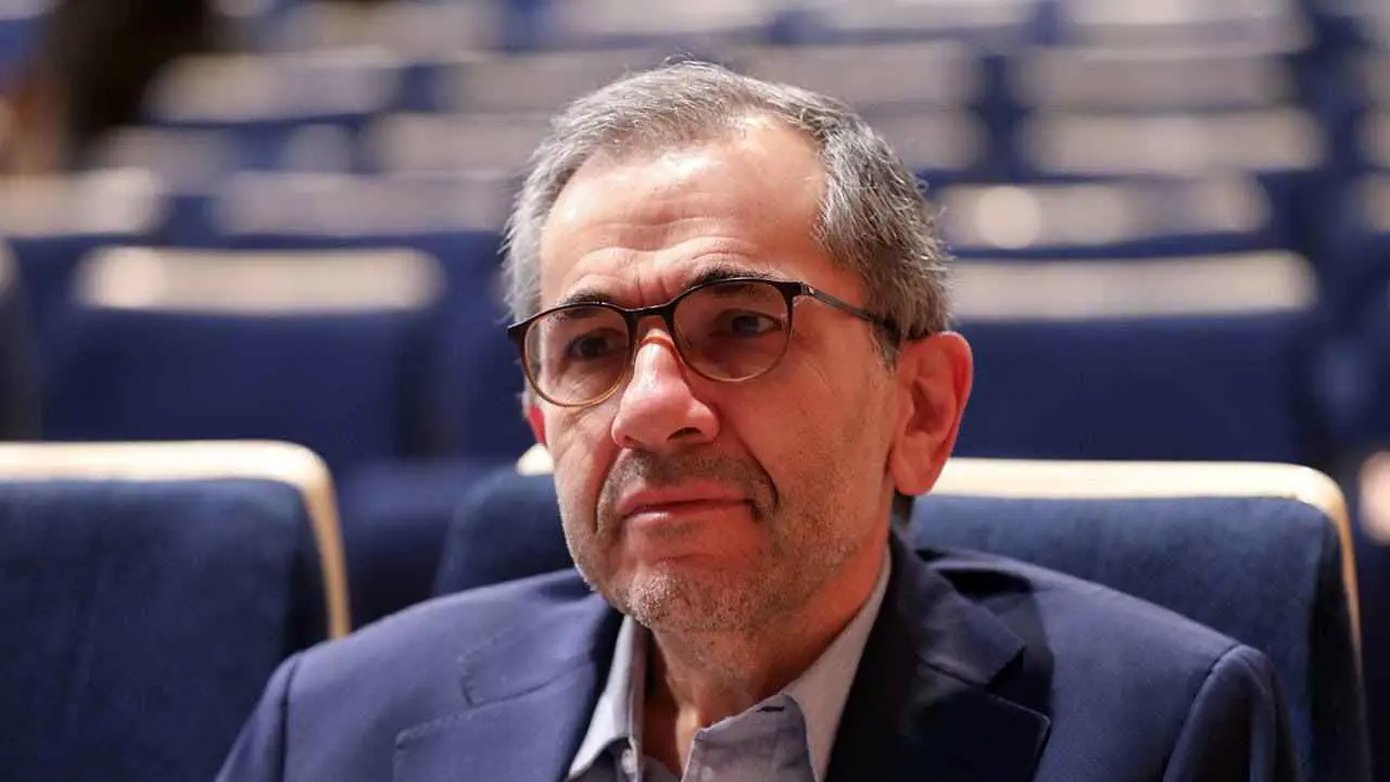 تحذير وترحيب.. طهران تبعث برسائل متناقضة إلى ترامب