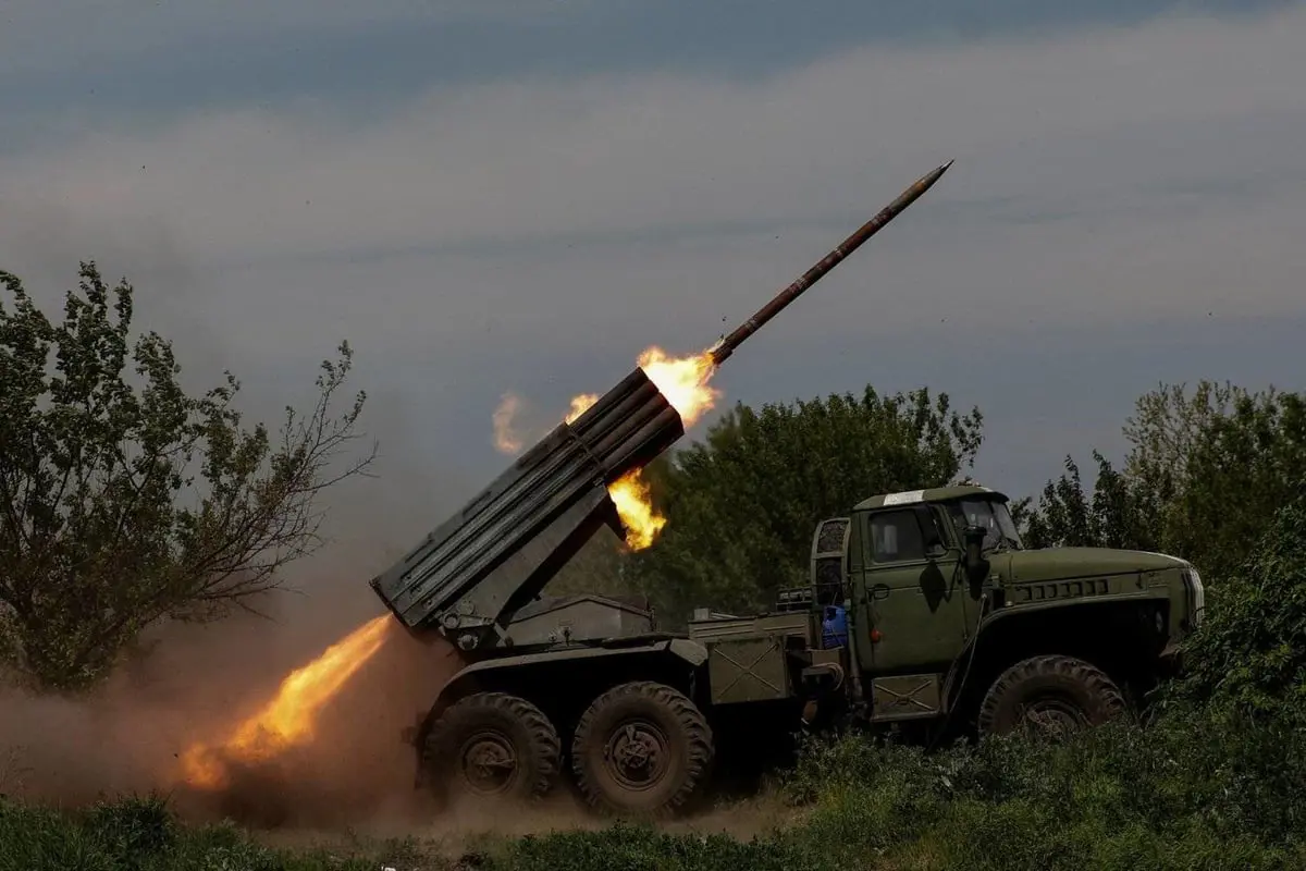روسيا تستهدف مستودعًا للصواريخ الأوكرانية في زابوروجيا