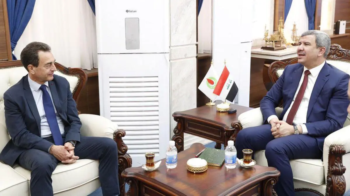 العراق.. توقيع اتفاق مع شركة توتال الفرنسية لتأهيل حقل أرطاوي النفطي