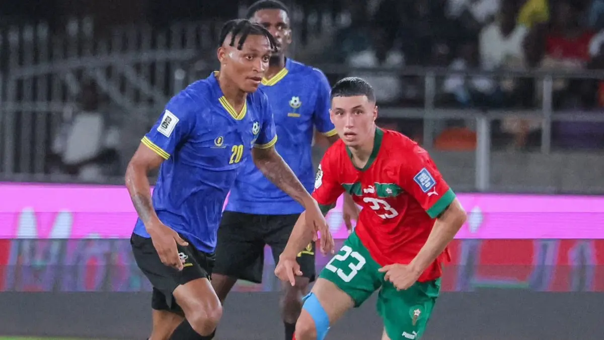 المغرب يهزم 10 لاعبين من تنزانيا في مستهل مشواره بتصفيات كأس العالم (فيديو)