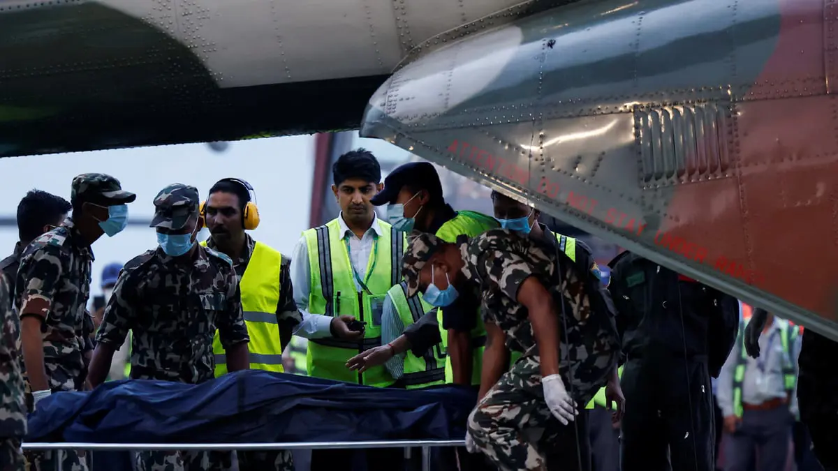 انتشال جثث جميع ضحايا تحطم الطائرة النيبالية