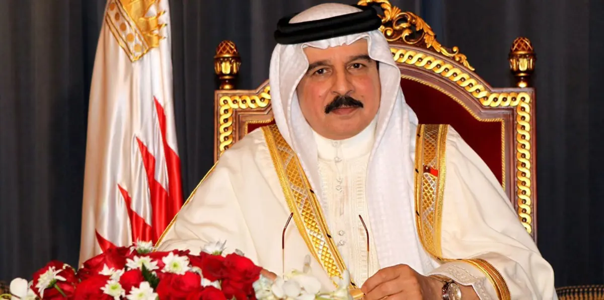 العاهل البحريني: حل الأزمة القطرية في الرياض