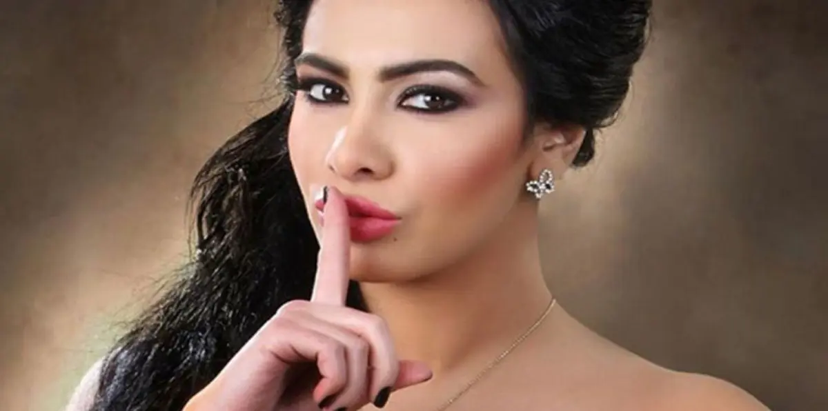 فنانة وضابط وكمين