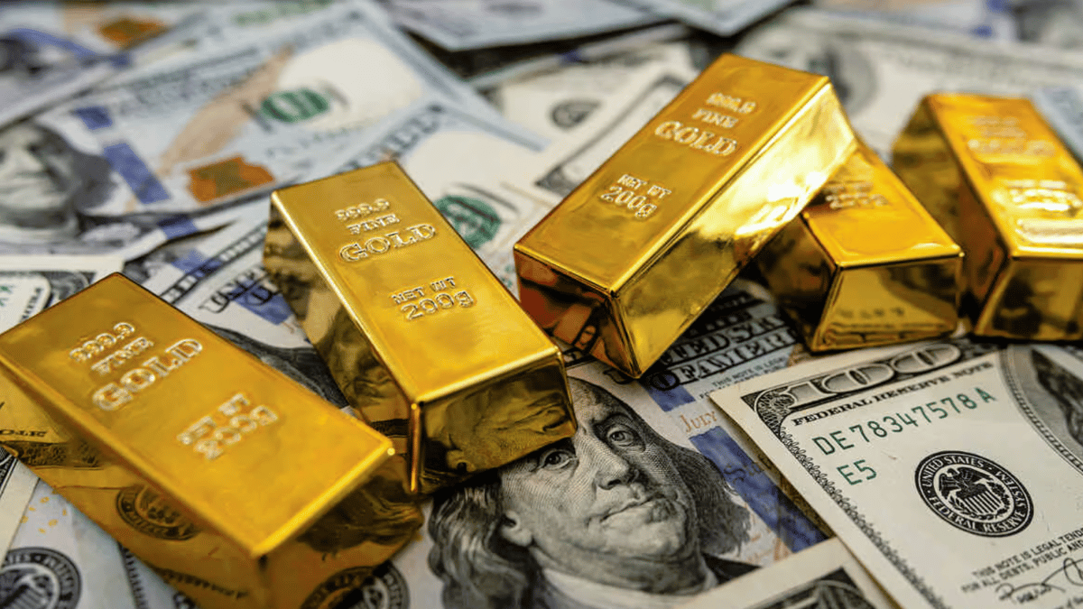 قوة الدولار تخفت بريق الذهب