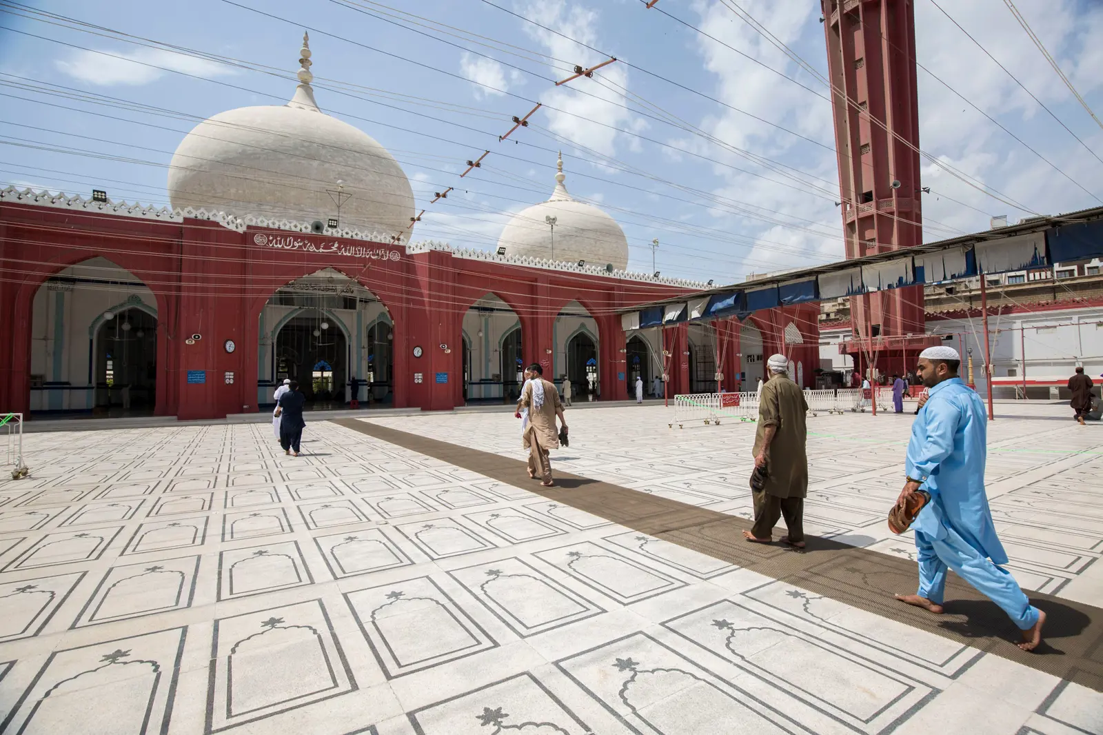 المسجد الأحمر في باكستان