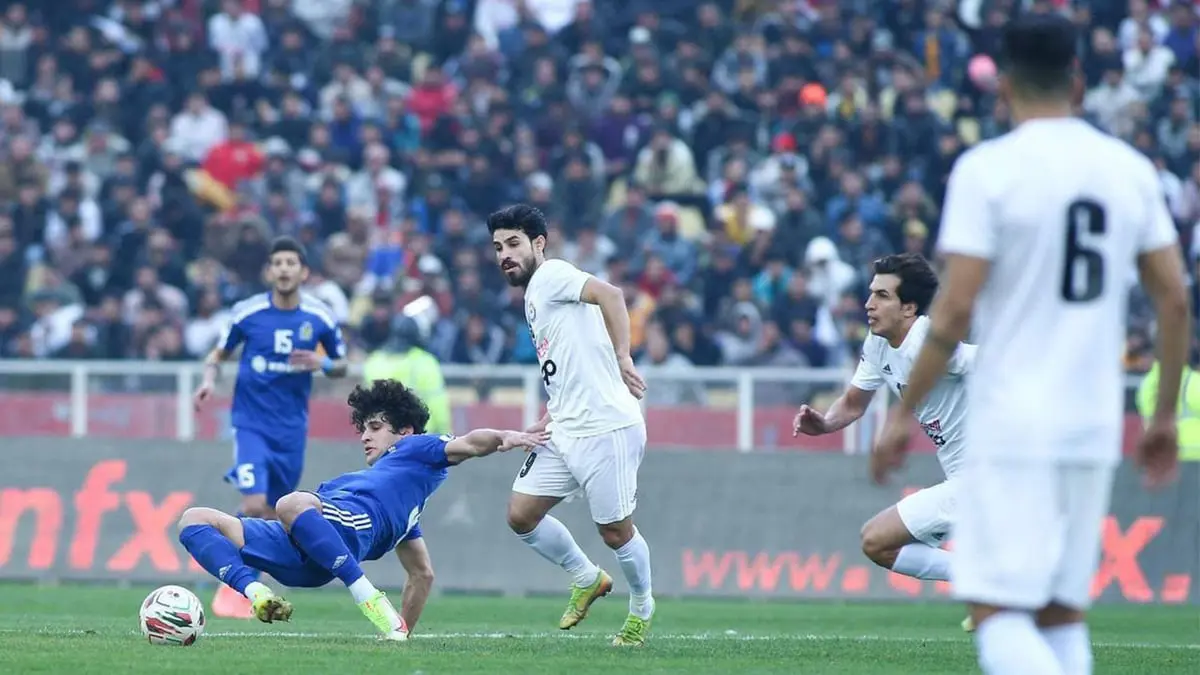 طاقم تحكيم إماراتي لكلاسيكو الدوري العراقي