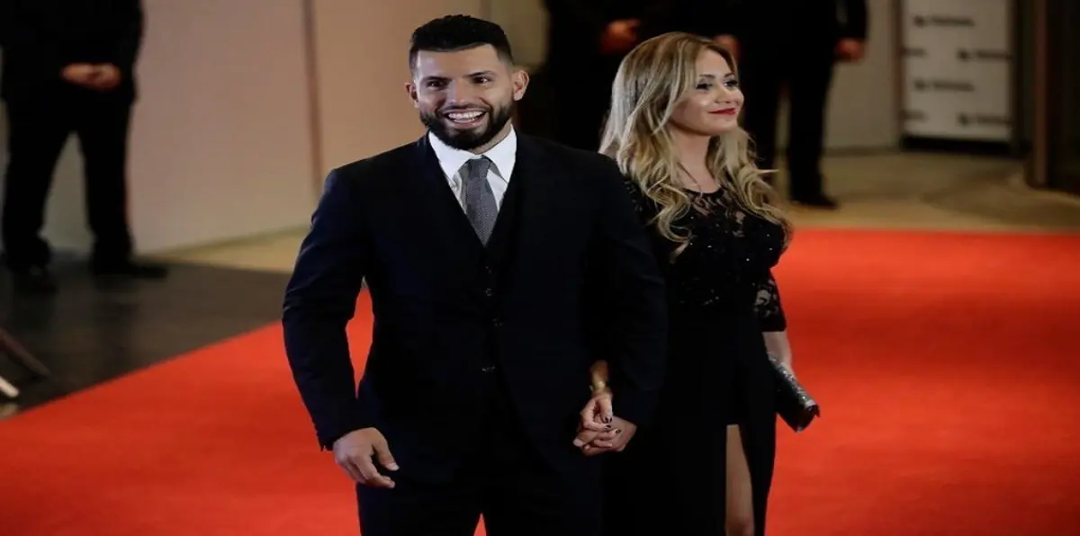 هل تأثر أغويرو بانفصاله عن صديقته المطربة الحسناء؟