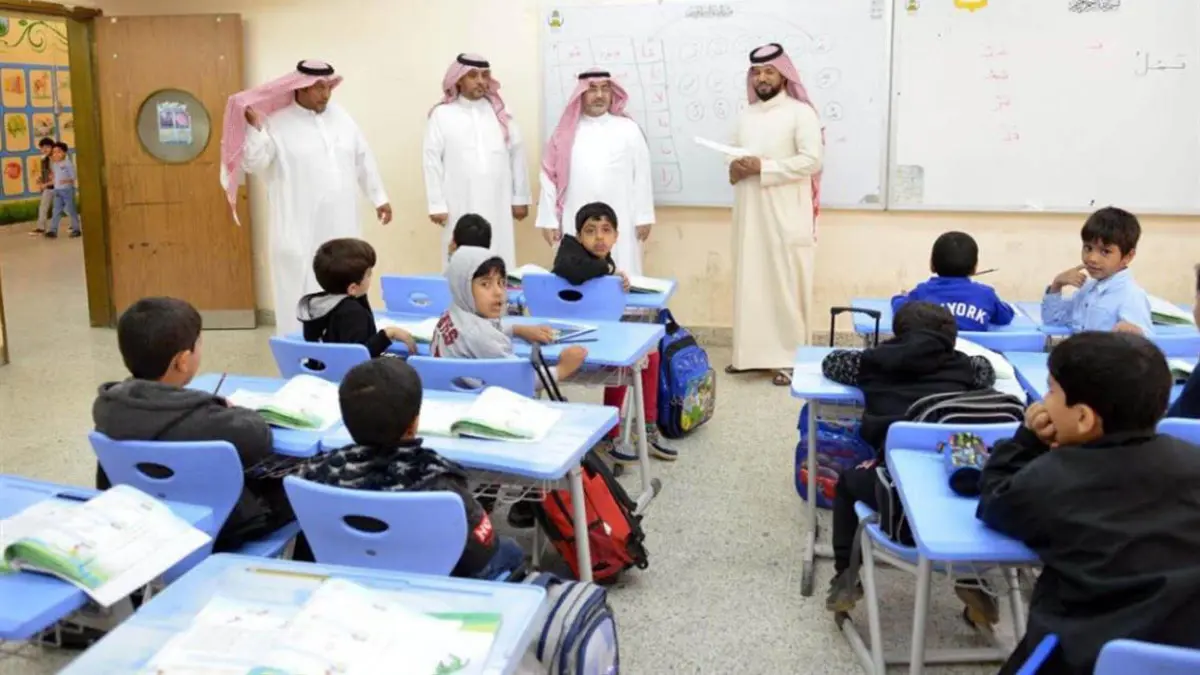 بعد تعليق الدراسة بسبب كورونا.. السعودية تطلق خطة للتعليم عبر التلفزيون والإنترنت