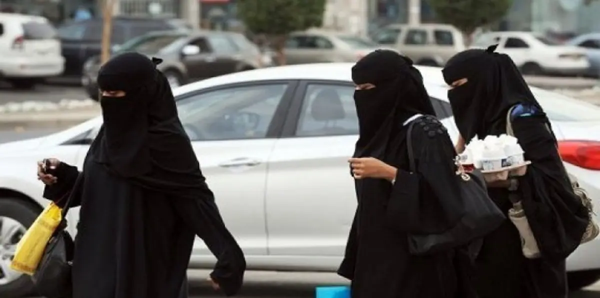 هل يغير "حساب مواطن" النظرة المتشددة ضد عمل المرأة السعودية؟