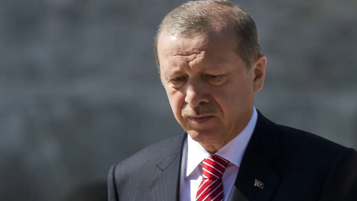 كشف تفاصيل الملف الصحي السري لأردوغان.. تعالج بضع مرات من السرطان ويعاني نوبات الصرع (صور)