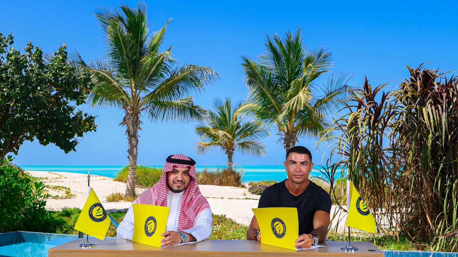 من 20 ألف إلى 200 مليون.. صعود جنوني لراتب رونالدو طوال مسيرته