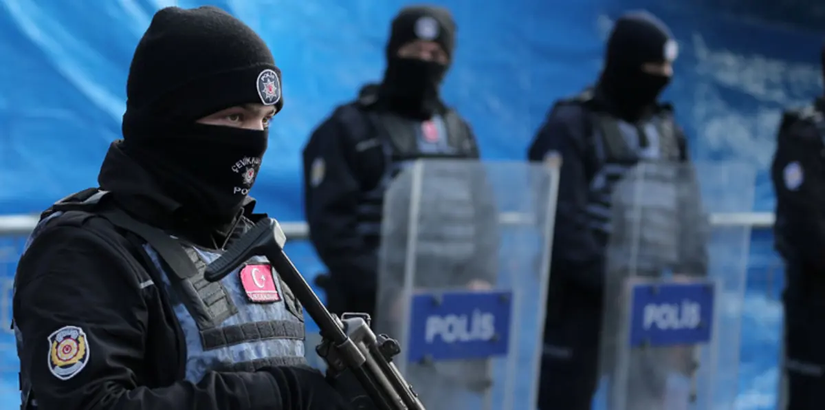 مقتل شخص على الأقل وإصابة 10 بانفجار جنوب شرق تركيا