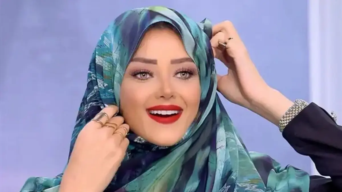 رضوى الشربيني تعتذر عن تصريحها المثير للجدل بشأن الحجاب 