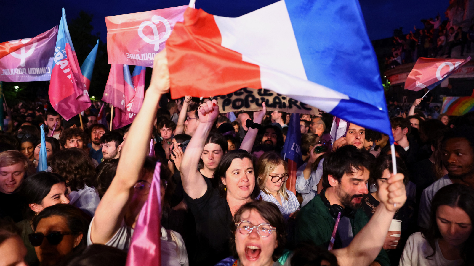 استطلاع: نتائج الجولة الثانية من الانتخابات الفرنسية ستكون "كارثية"