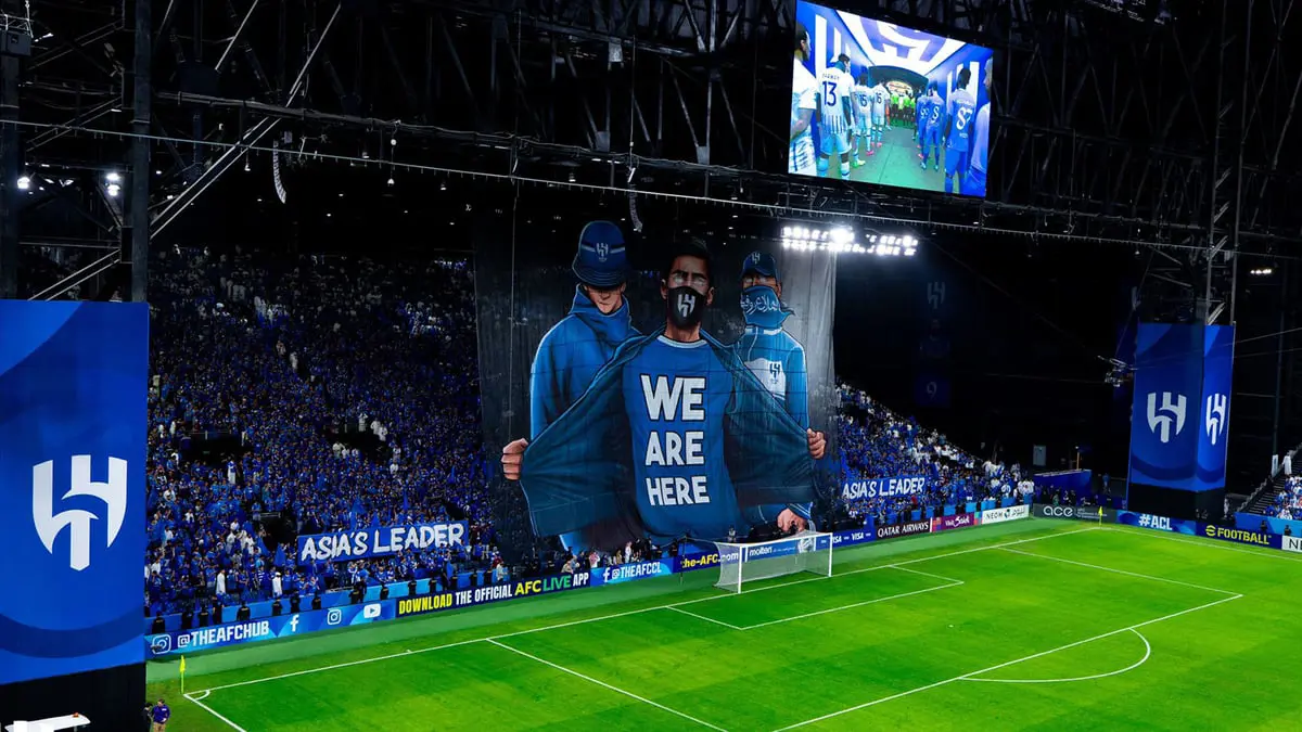 مشجع للهلال يرتدي قميصا يحمل اسم ورقم رونالدو (صورة)