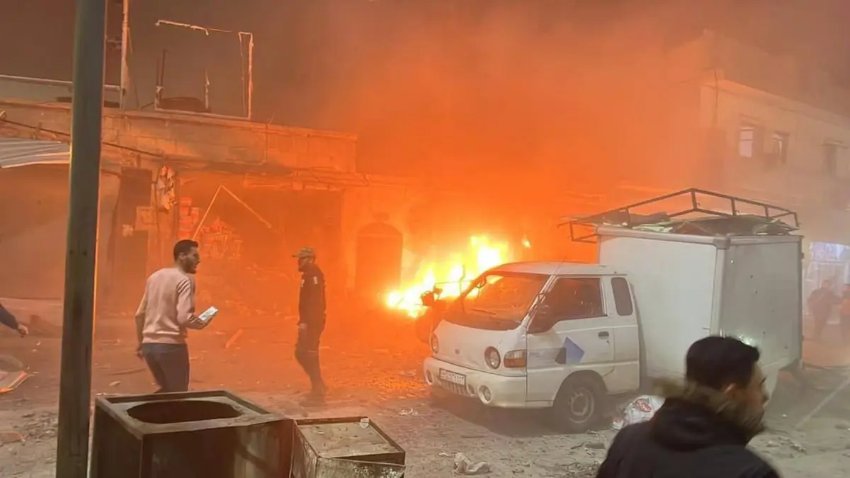 8 قتلى بانفجار سيارة مفخخة في سوق شعبي شمال سوريا