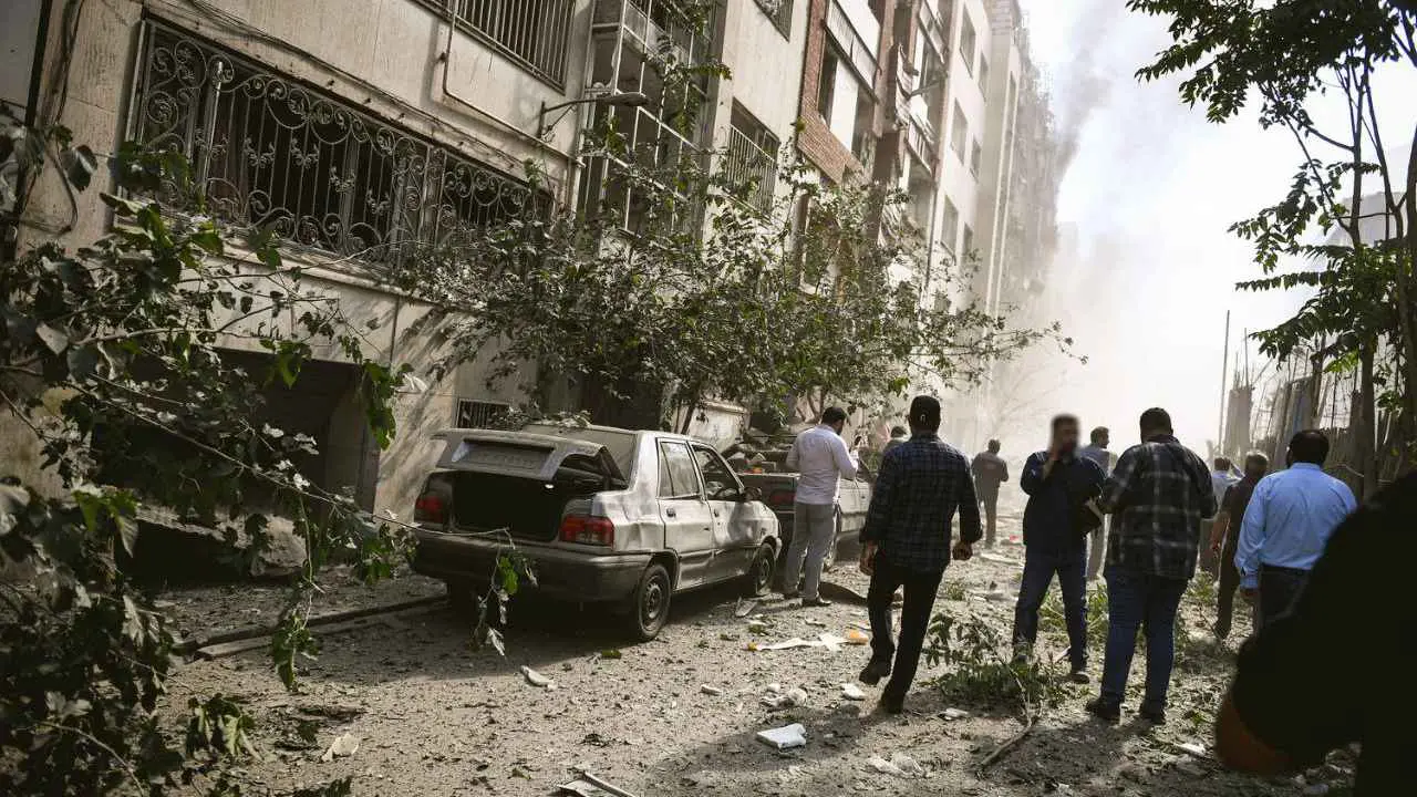 452 قتيلا و646 جريحا حصيلة الضحايا الإيرانيين جراء الهجمات الإسرائيلية
