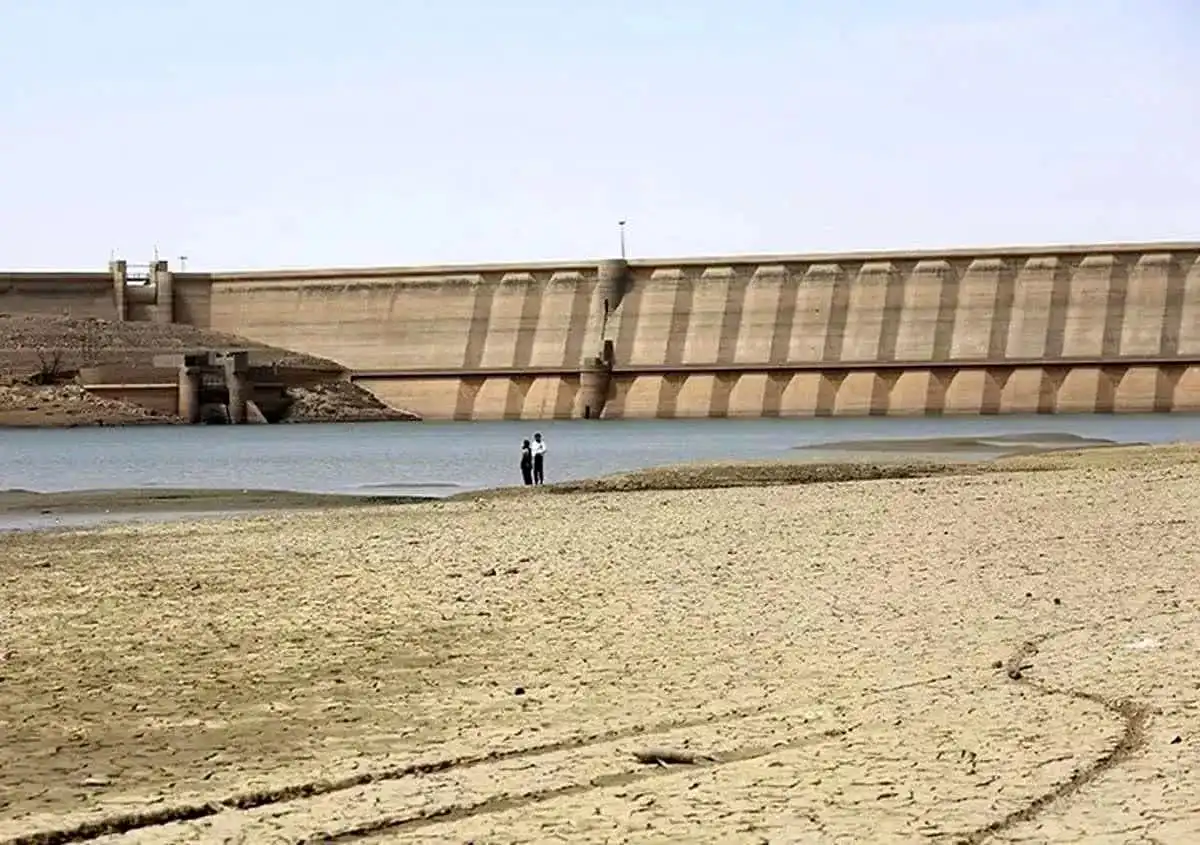 أحد السدود في إيران