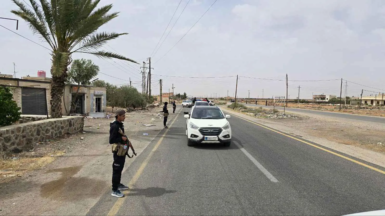 مقتل عنصرين من وزارة الدفاع السورية بهجوم مسلح في دير الزور
