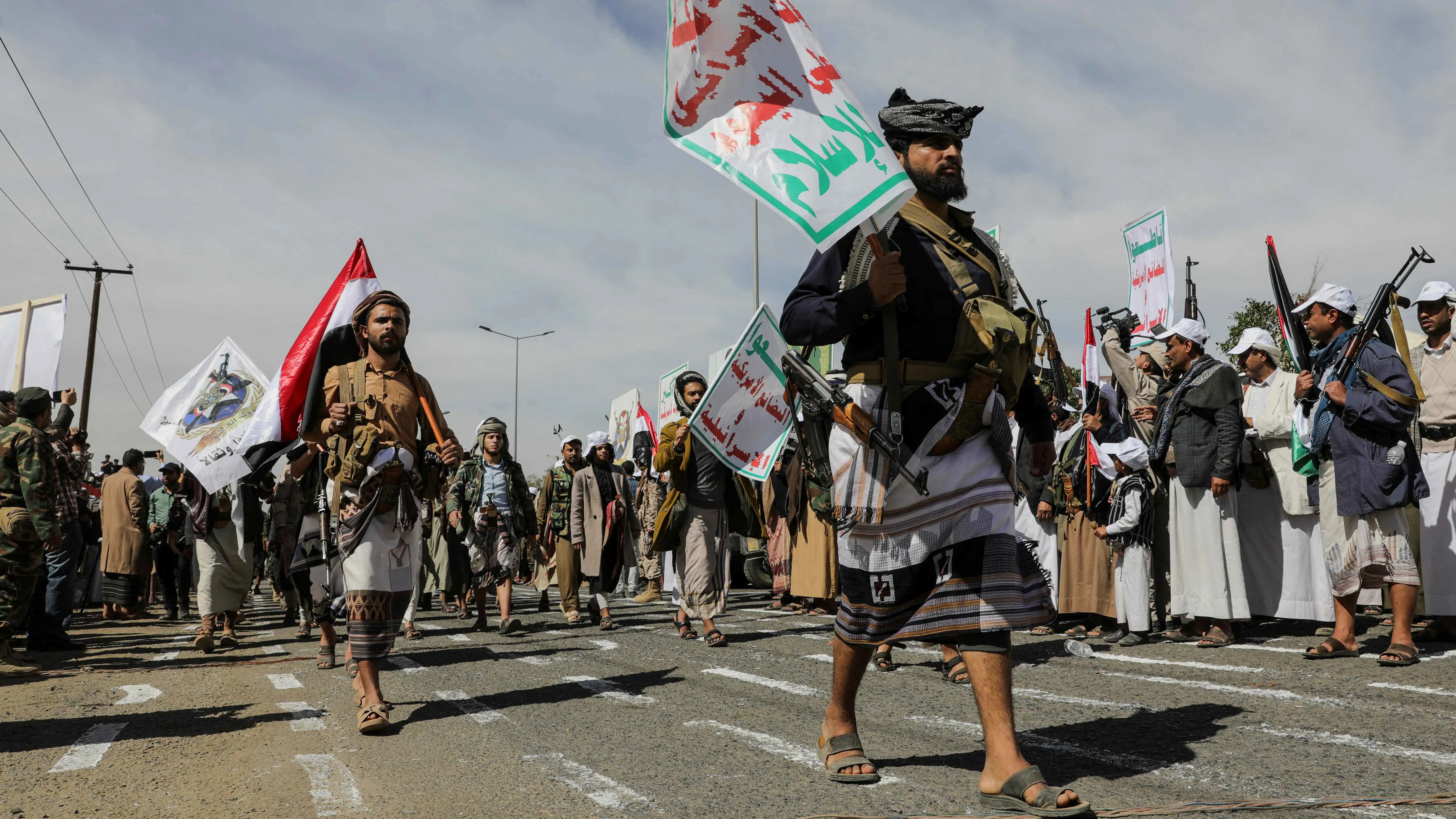 السلطات اليمنية تضبط شحنة مخدرات كانت في طريقها للحوثيين