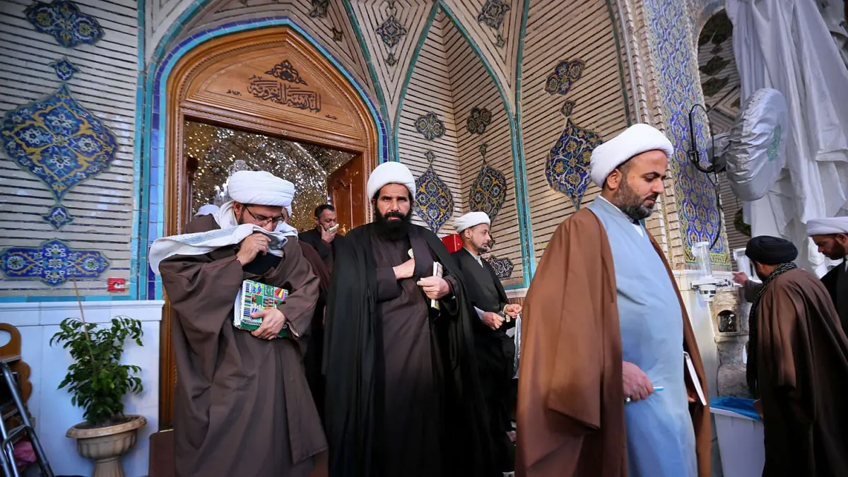 الحوزة الشيعية في إيران تطالب باعتقال وزير الاتصالات وتقديمه لمحاكمة عاجلة