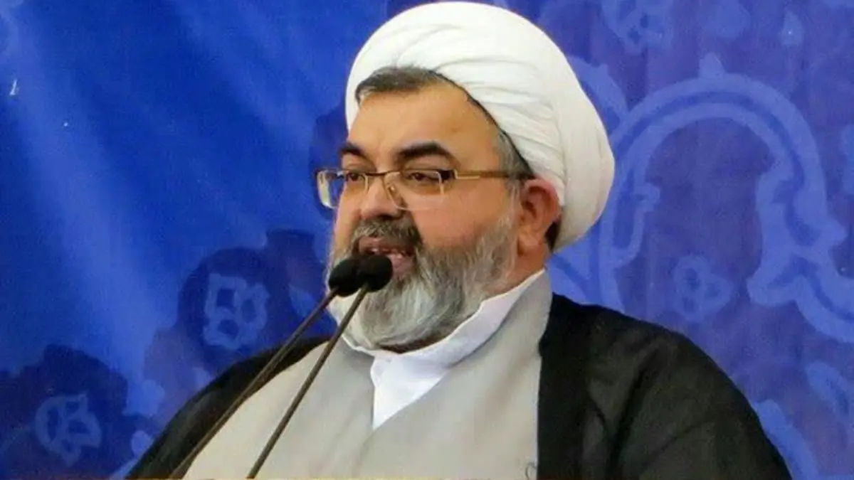 نجاة ممثل لخامنئي من محاولة اغتيال وسط إيران (فيديو)